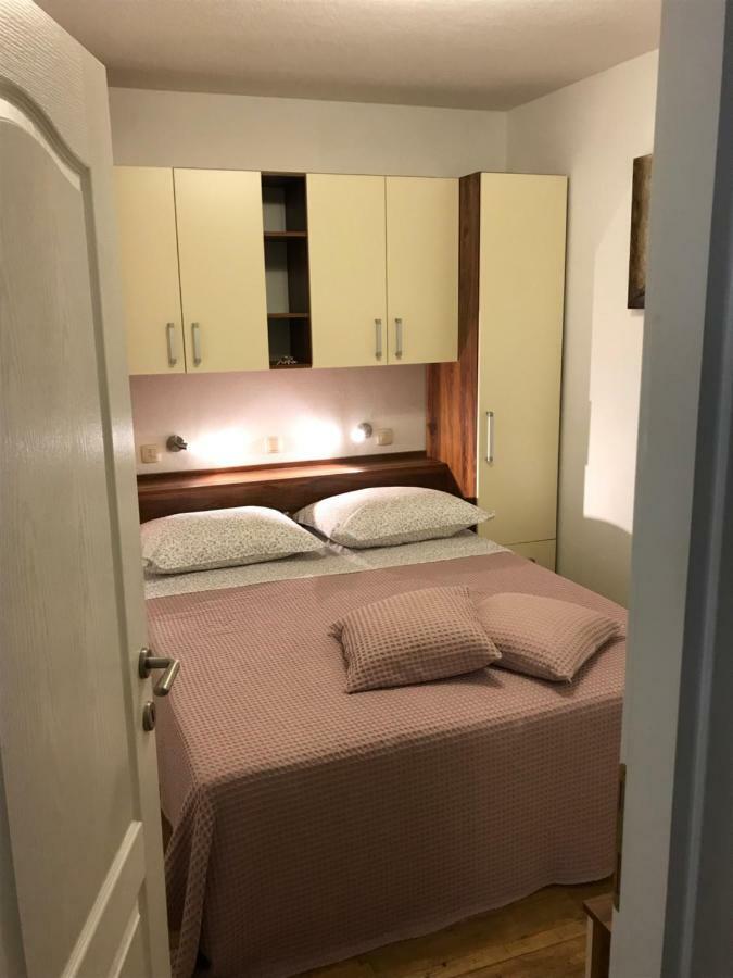 Apartman Dvor Μακάρσκα Εξωτερικό φωτογραφία