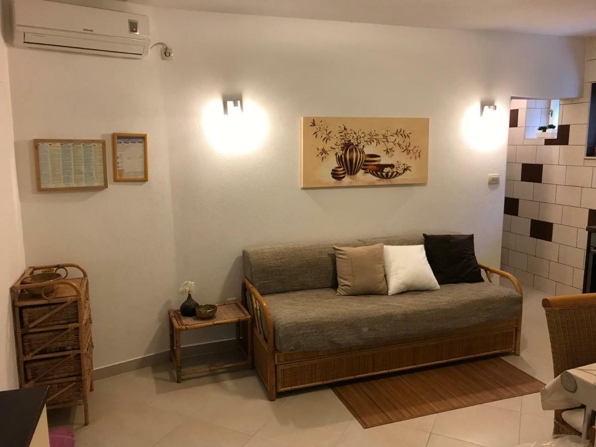 Apartman Dvor Μακάρσκα Εξωτερικό φωτογραφία