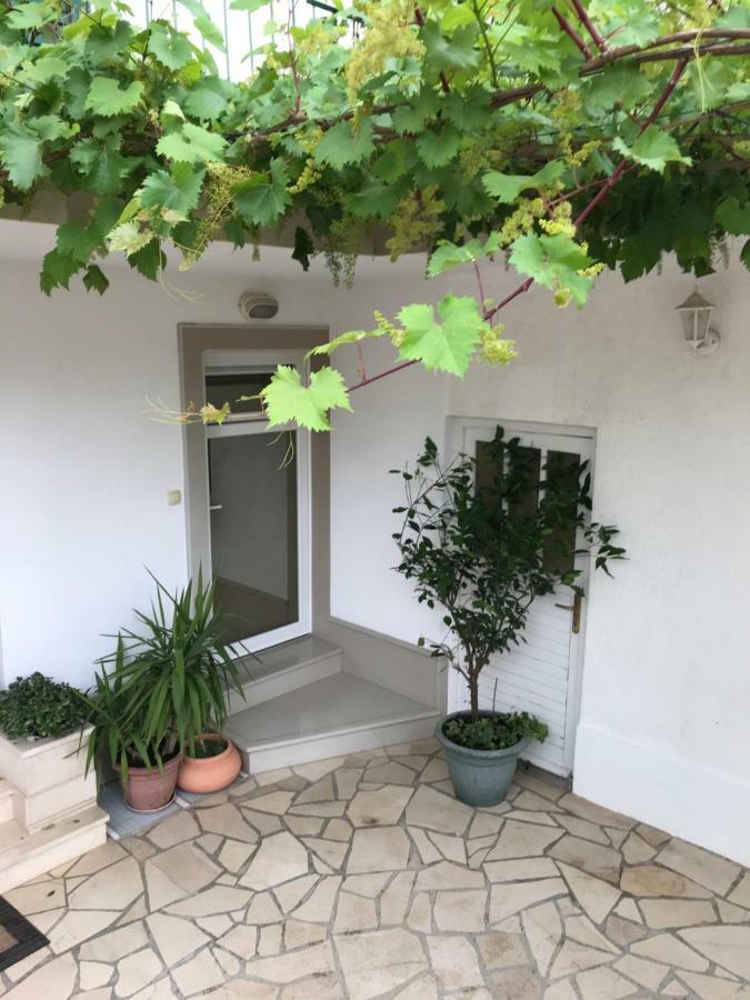Apartman Dvor Μακάρσκα Εξωτερικό φωτογραφία